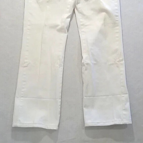 DKNY Jeans women's size 8 white Distress jeans - Picture 3 of 16